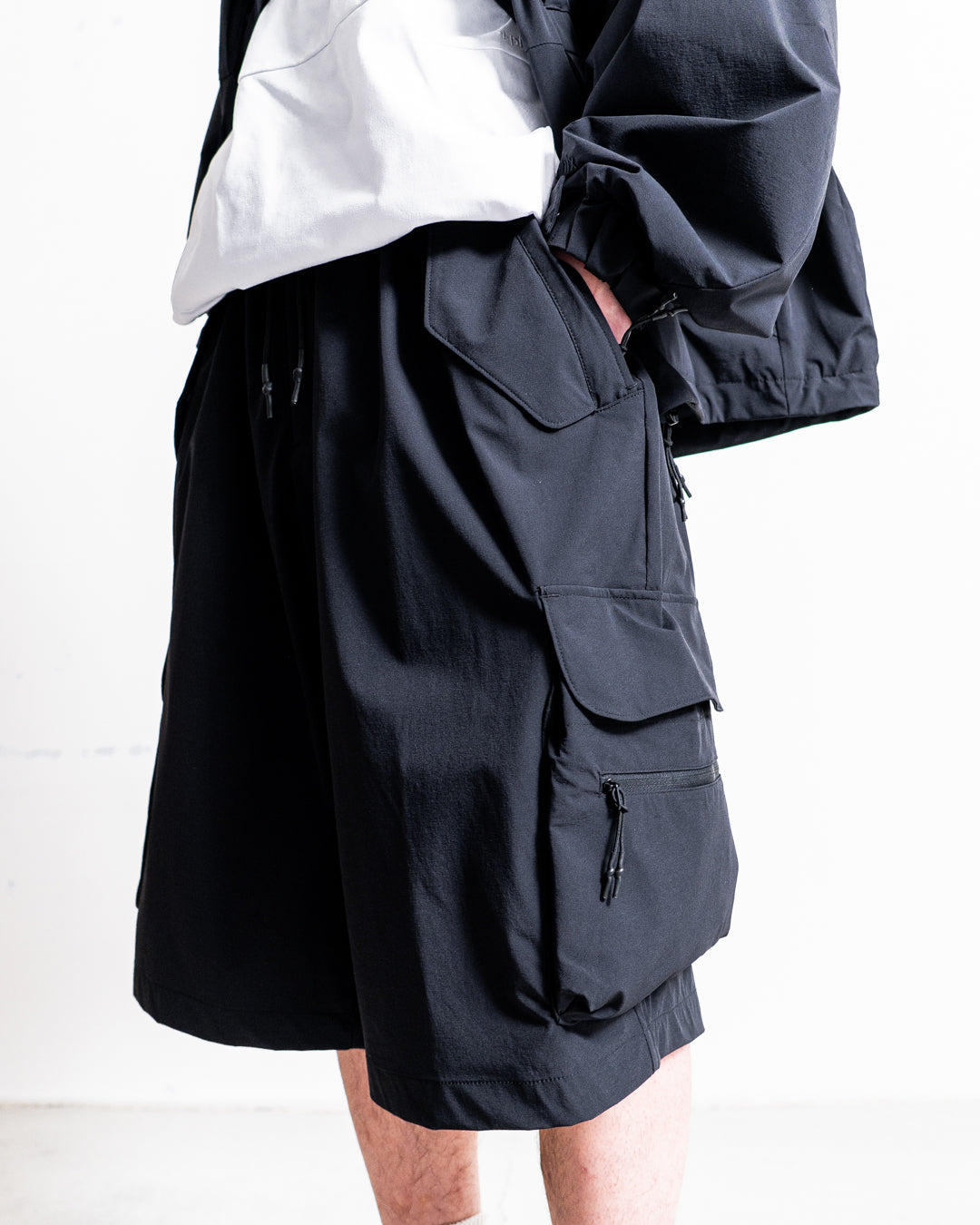 【RESTOCK】+phenix TECH WIDE CARGO SHORTS