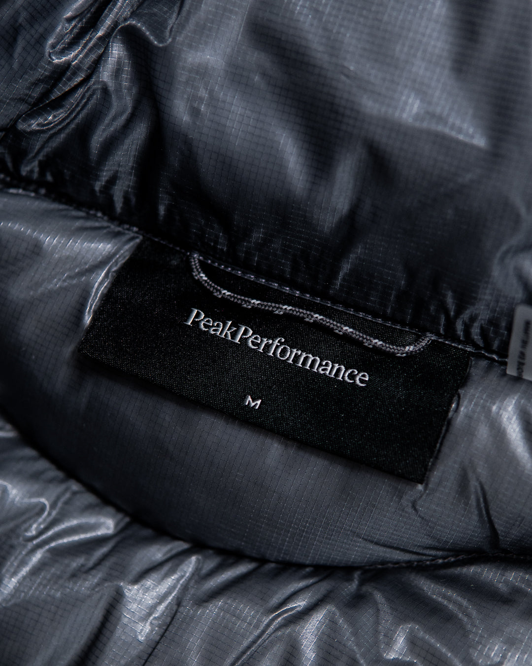 Peak Performance Helium Diamond Fuse Down Hood