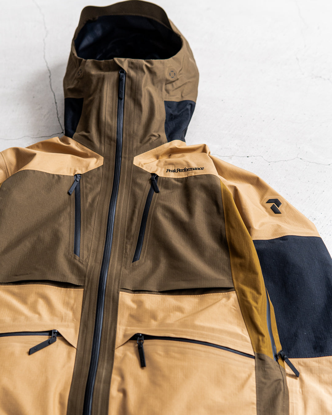 Peak Performance Vertical Gore-Tex Pro Jacket
