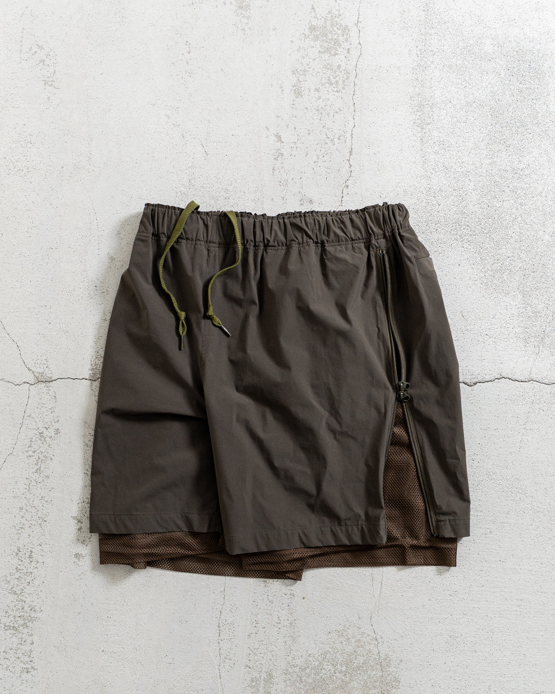 is-ness Technical Ventilation Shorts