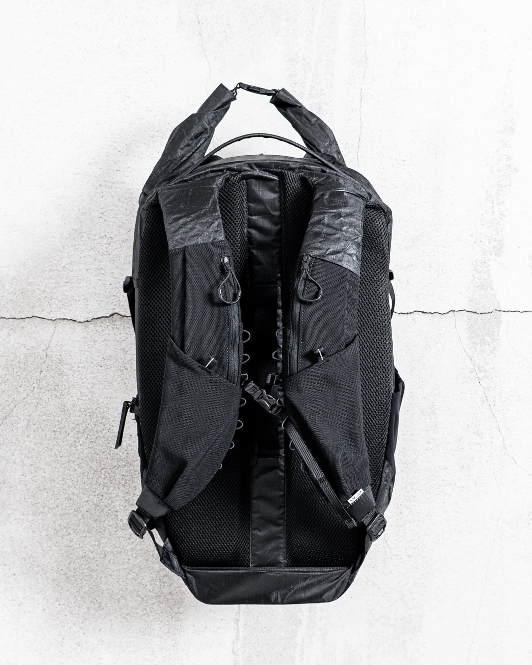 CMF OUTDOOR GARMENT HIKERZ 35 WITH DYNEEMA