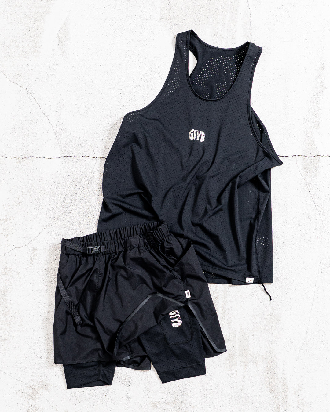 GSYB by CMF OUTDOOR GARMENT RUN SHORTS