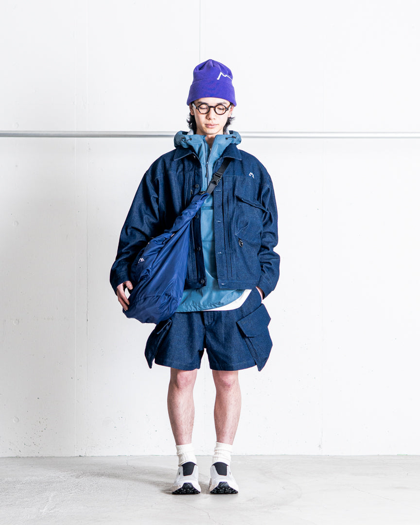 CMF OUTDOOR GARMENT ROLL BAG