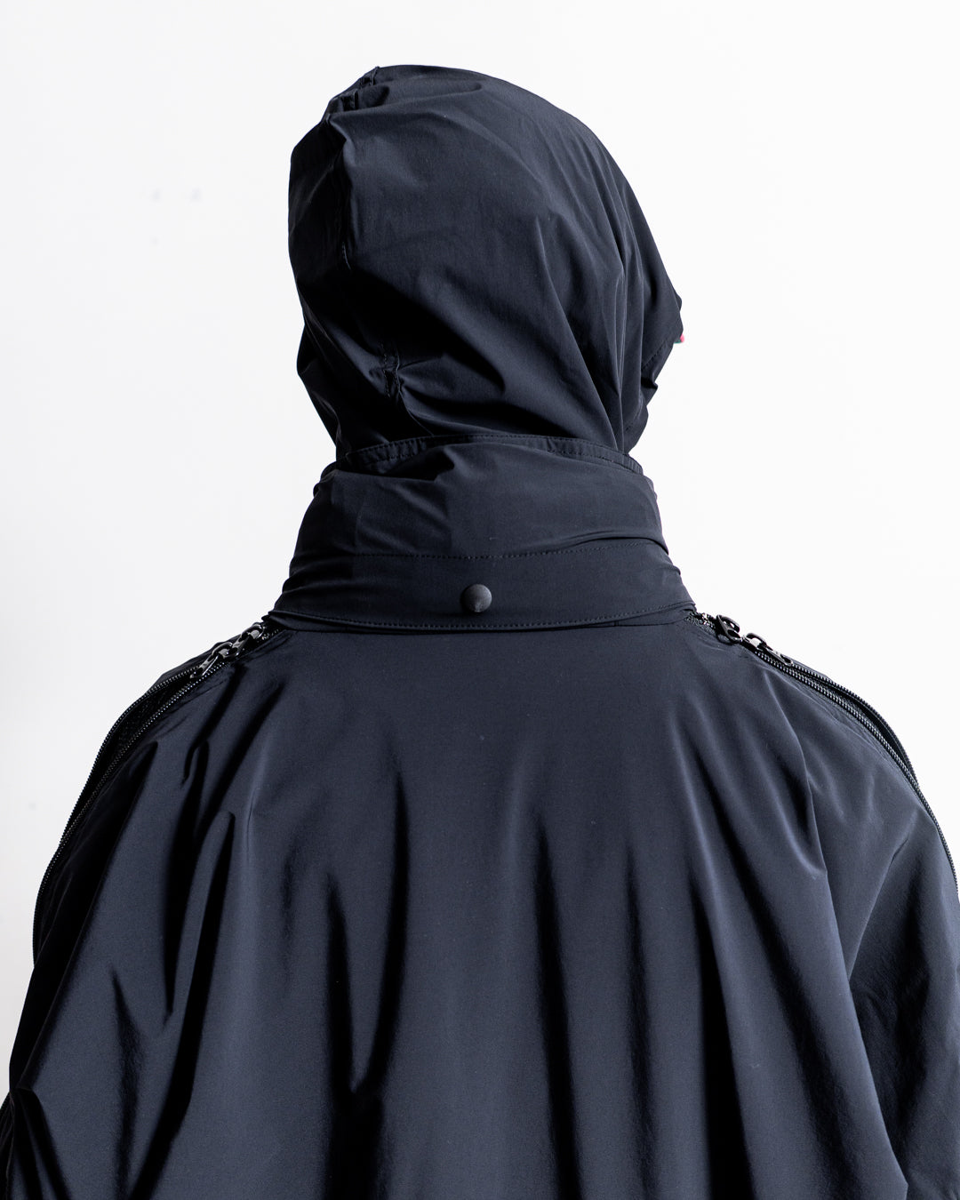 is-ness Technical Ventilation Coat