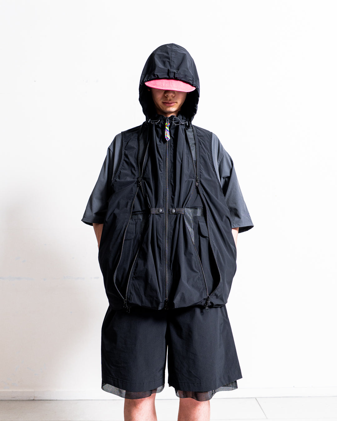 is-ness Technical Ventilation Vest