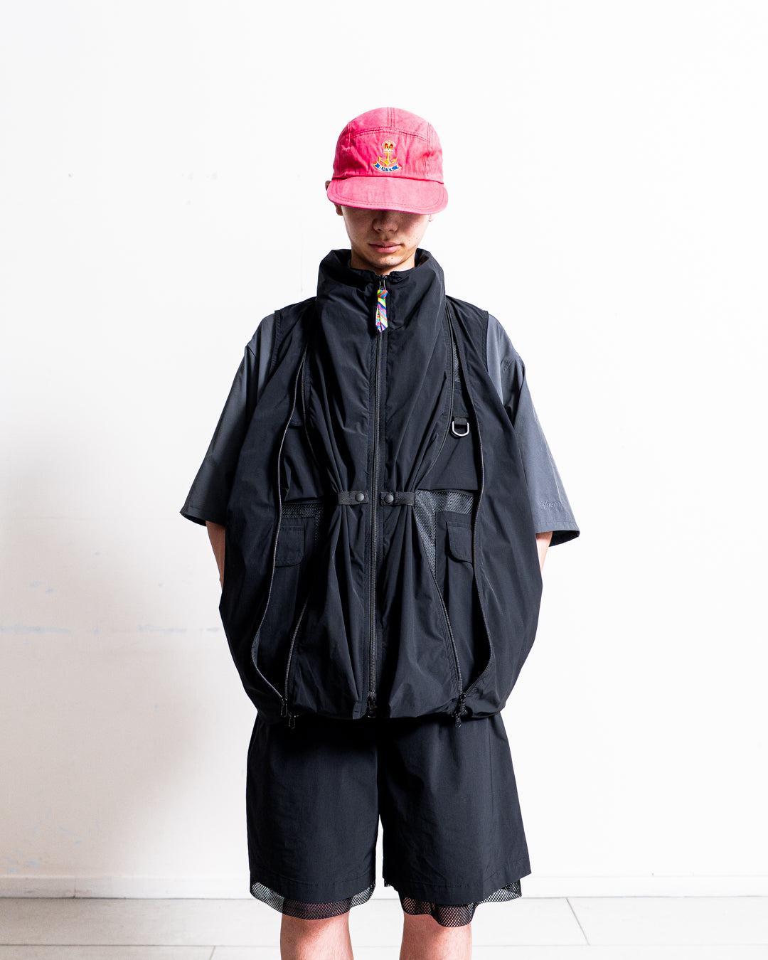 is-ness Technical Ventilation Vest
