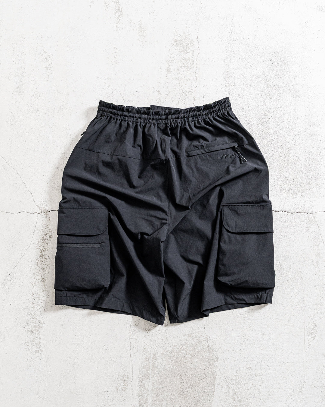 【RESTOCK】+phenix TECH WIDE CARGO SHORTS