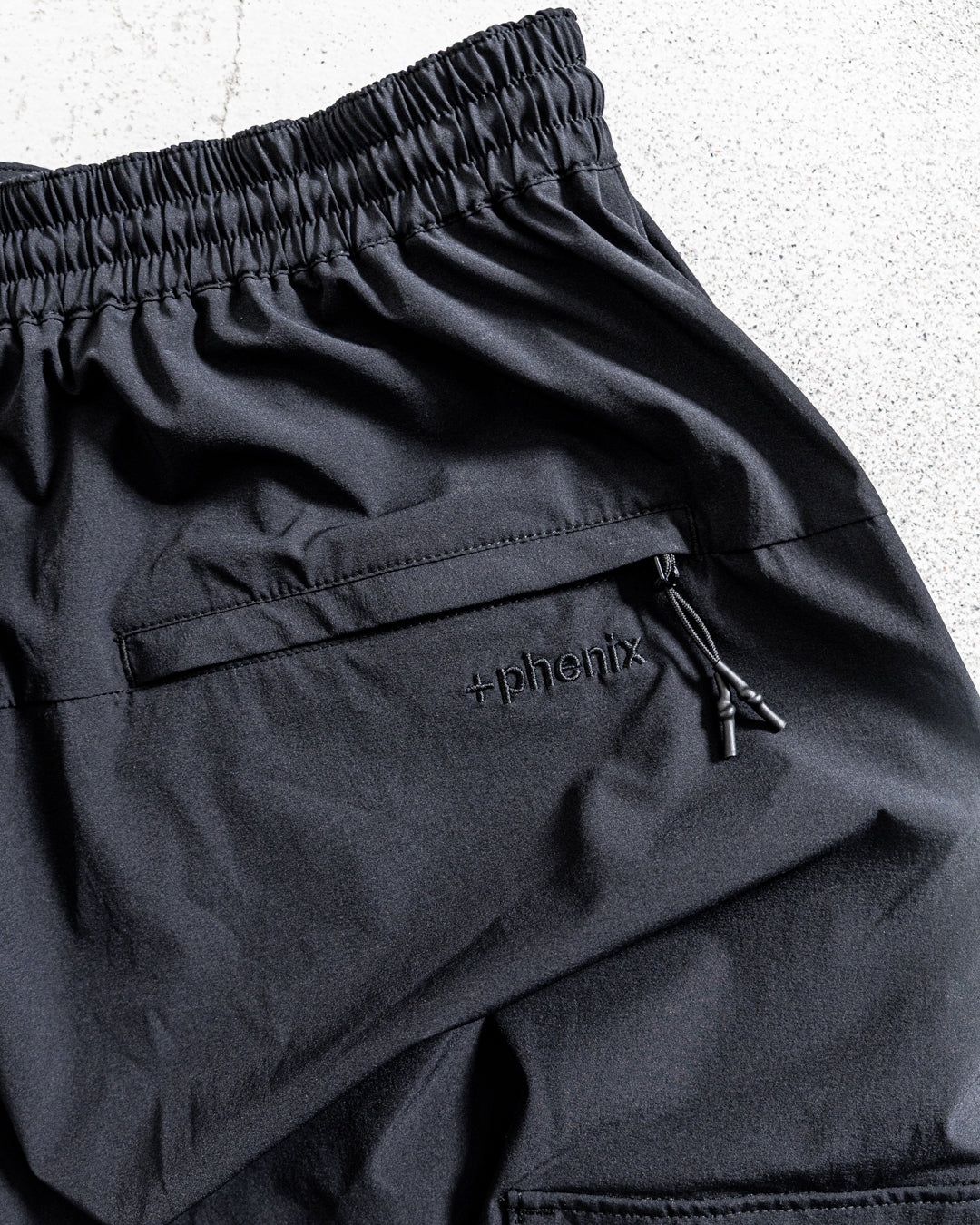 通販] +phenix (プラスフェニックス) TECH WIDE CARGO SHORTS 商品