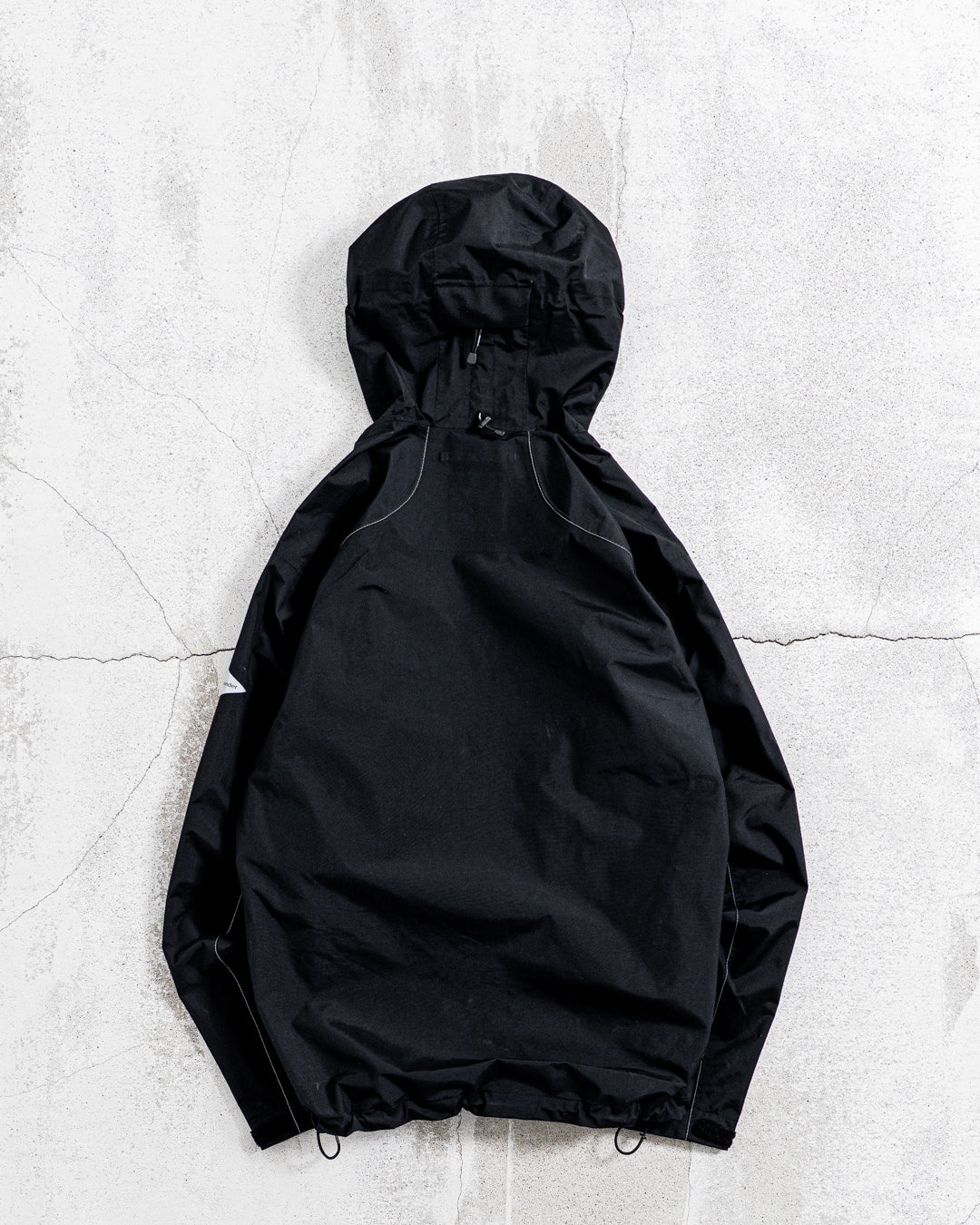 and wander 2.5L hiker rain jacket