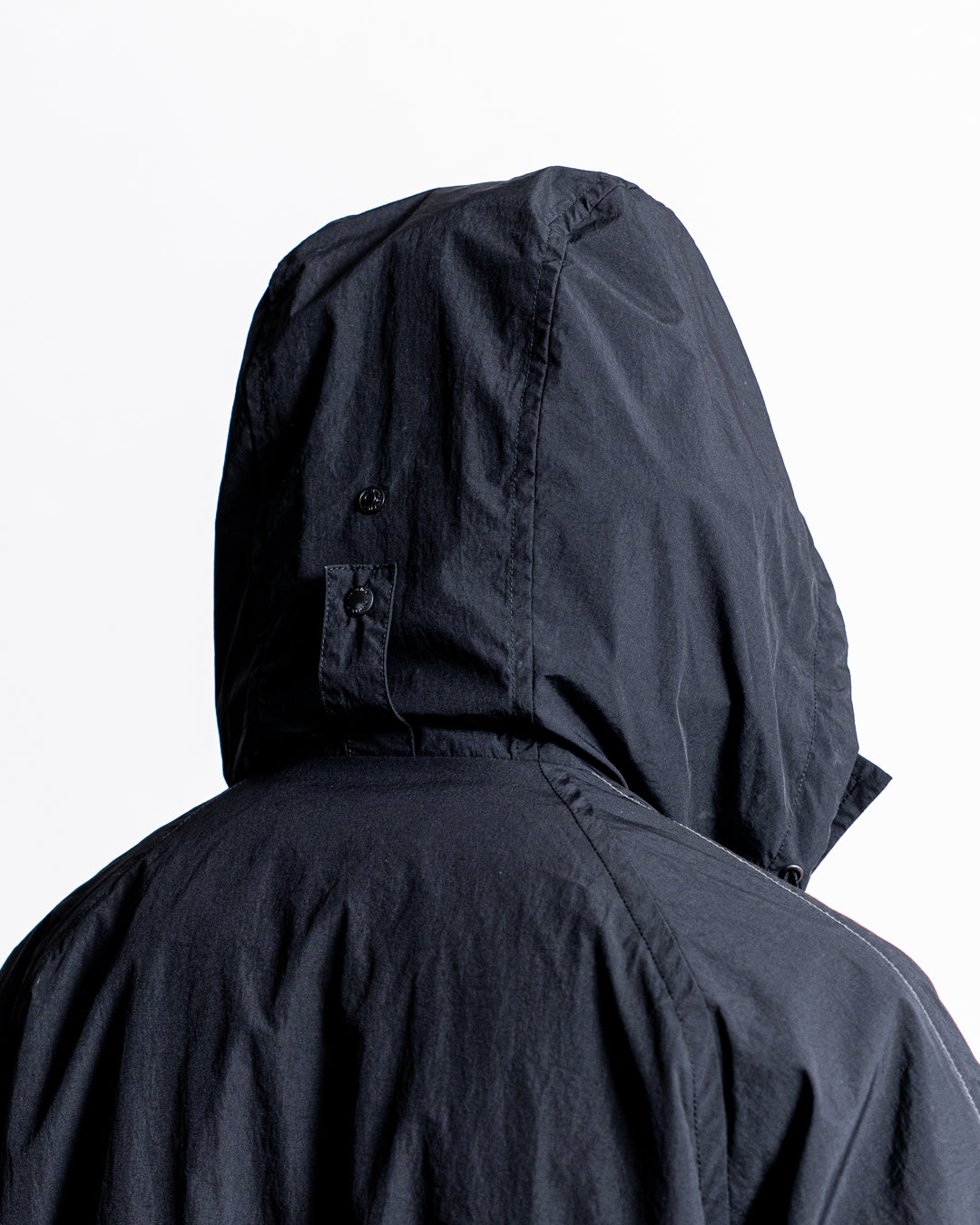 and wander water repellent light jacket 2