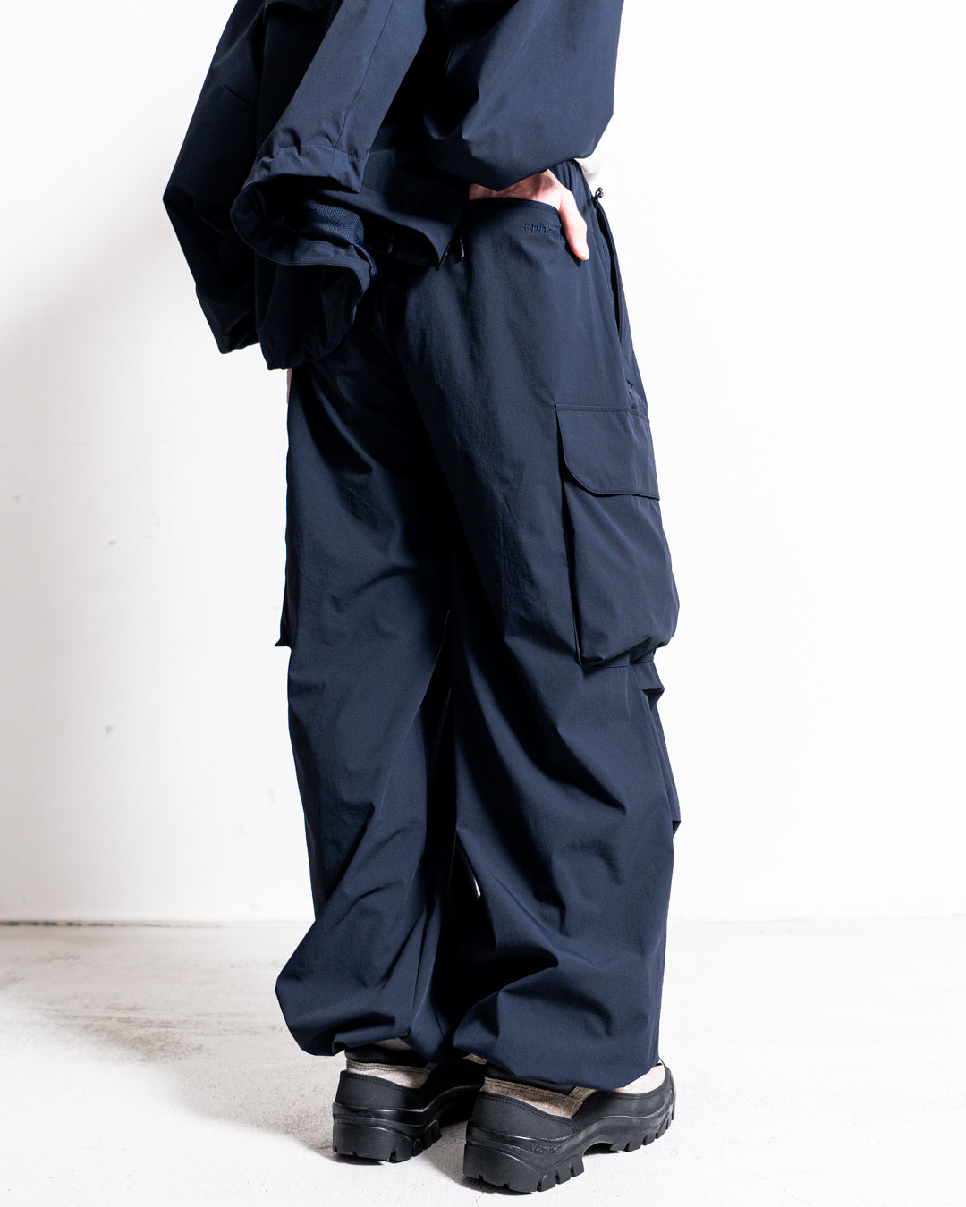 +phenix TECH WIDE CARGO PANTS