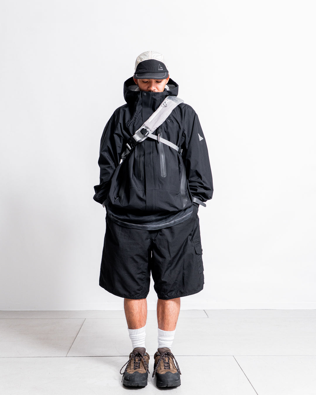 and wander 2.5L hiker rain jacket
