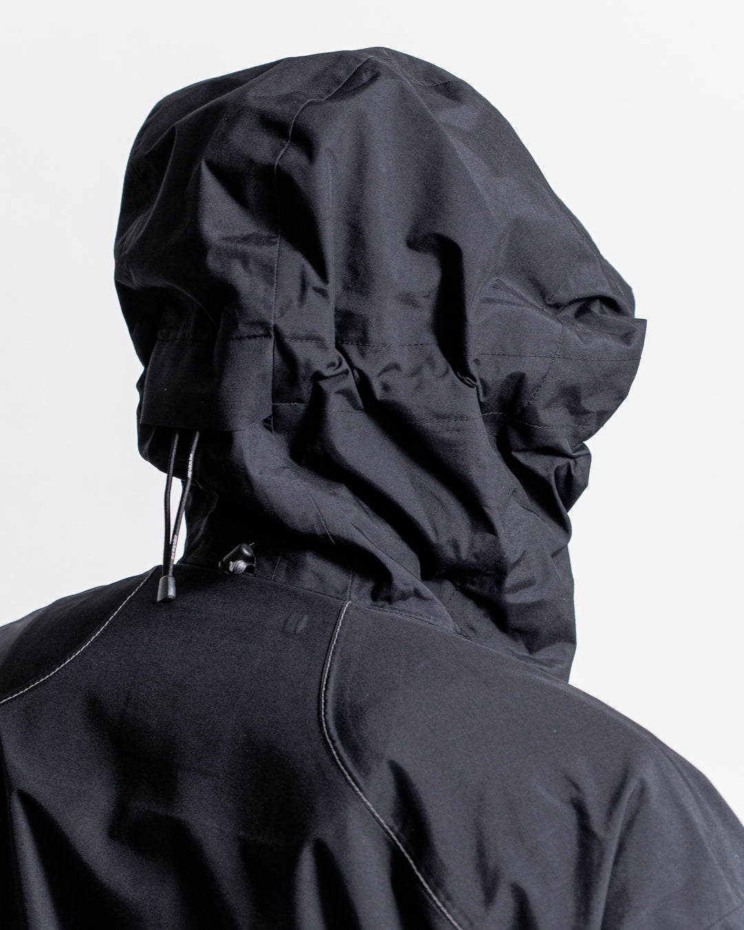 and wander 2.5L hiker rain jacket