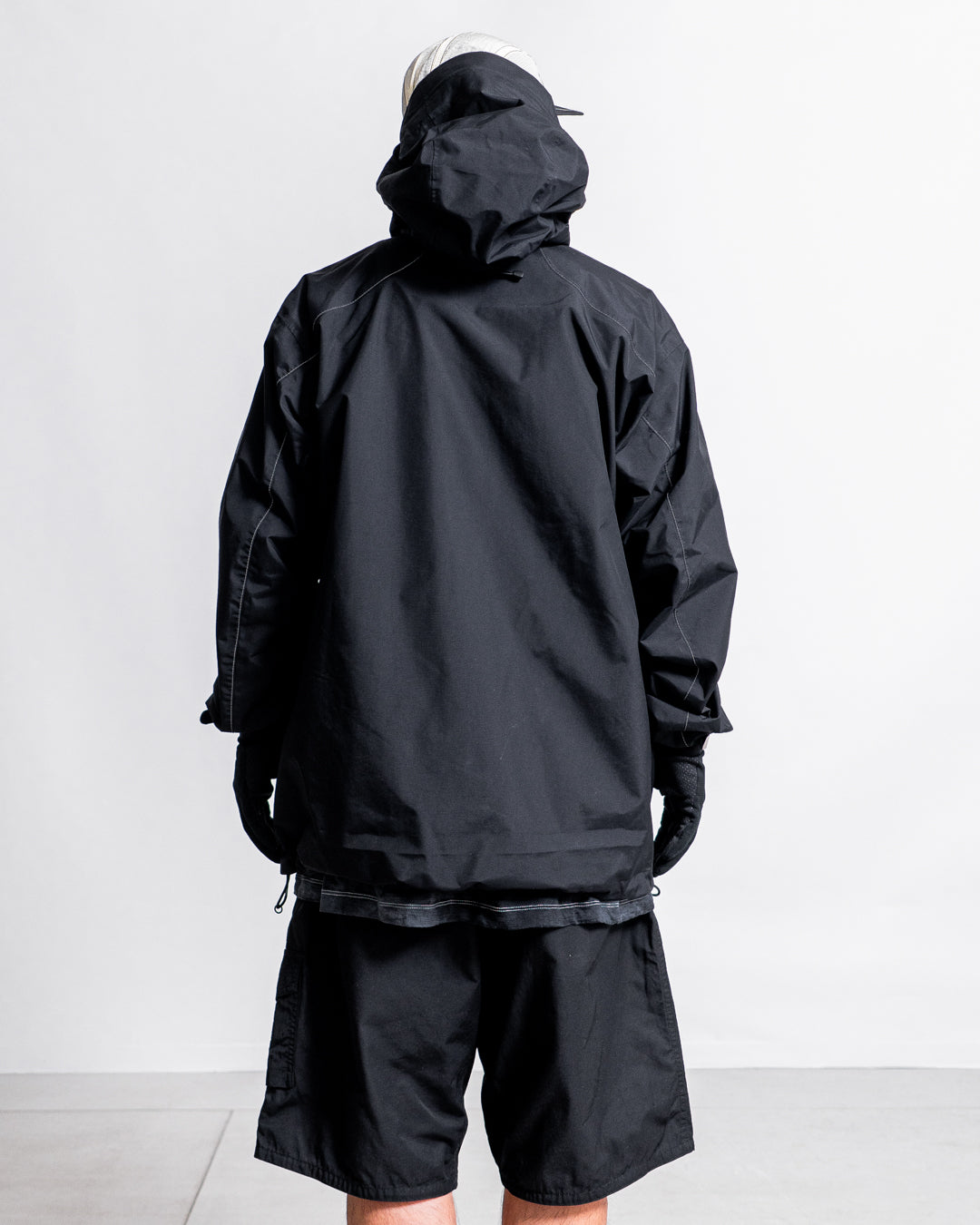 and wander 2.5L hiker rain jacket