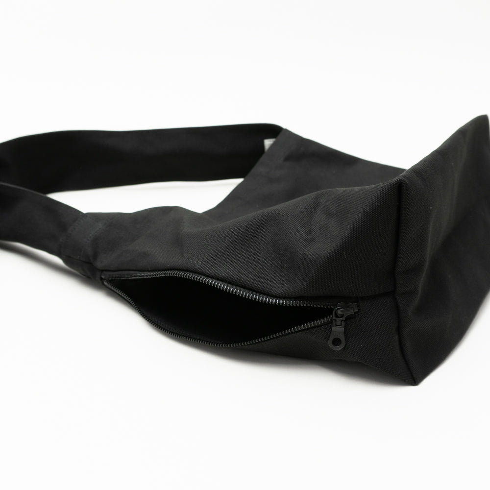 TASUKI SHOULDER <NO.2> Available in avariety of materials.