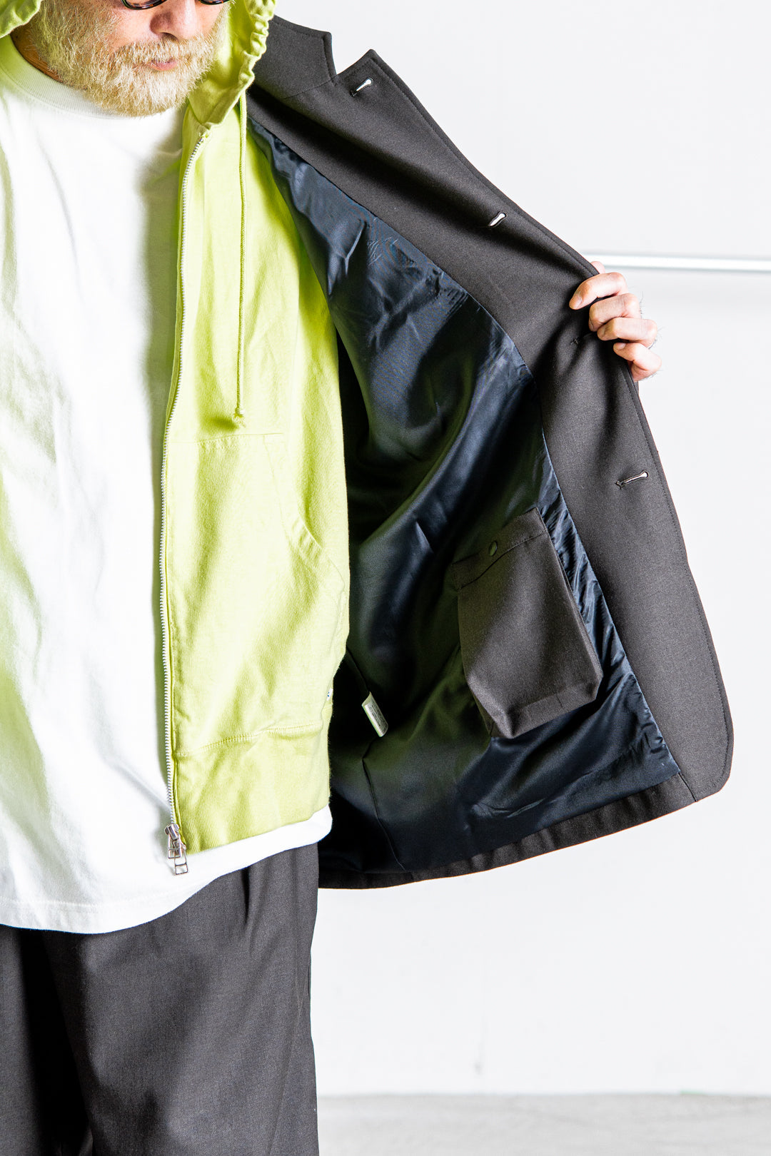 UNTRACE TPO LOITER JACKET_151