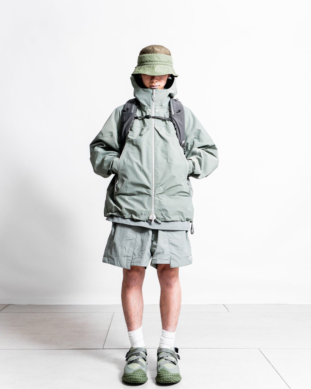 CMF OUTDOOR GARMENT WHITE OUT SHELL COEXIST