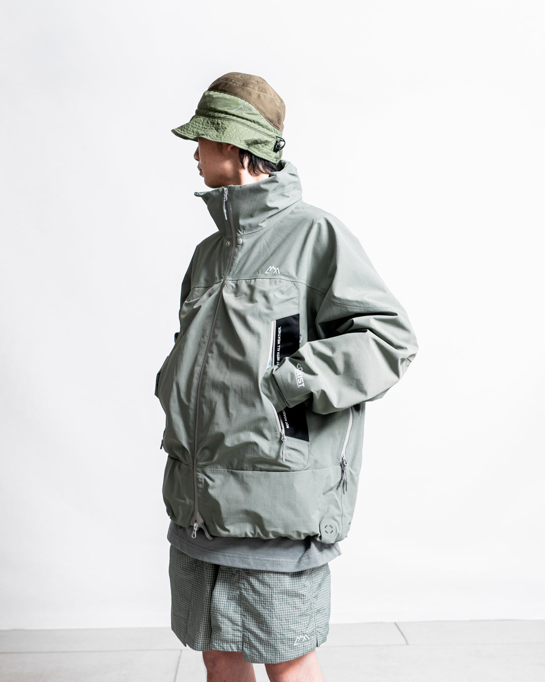 CMF OUTDOOR GARMENT WHITE OUT SHELL COEXIST