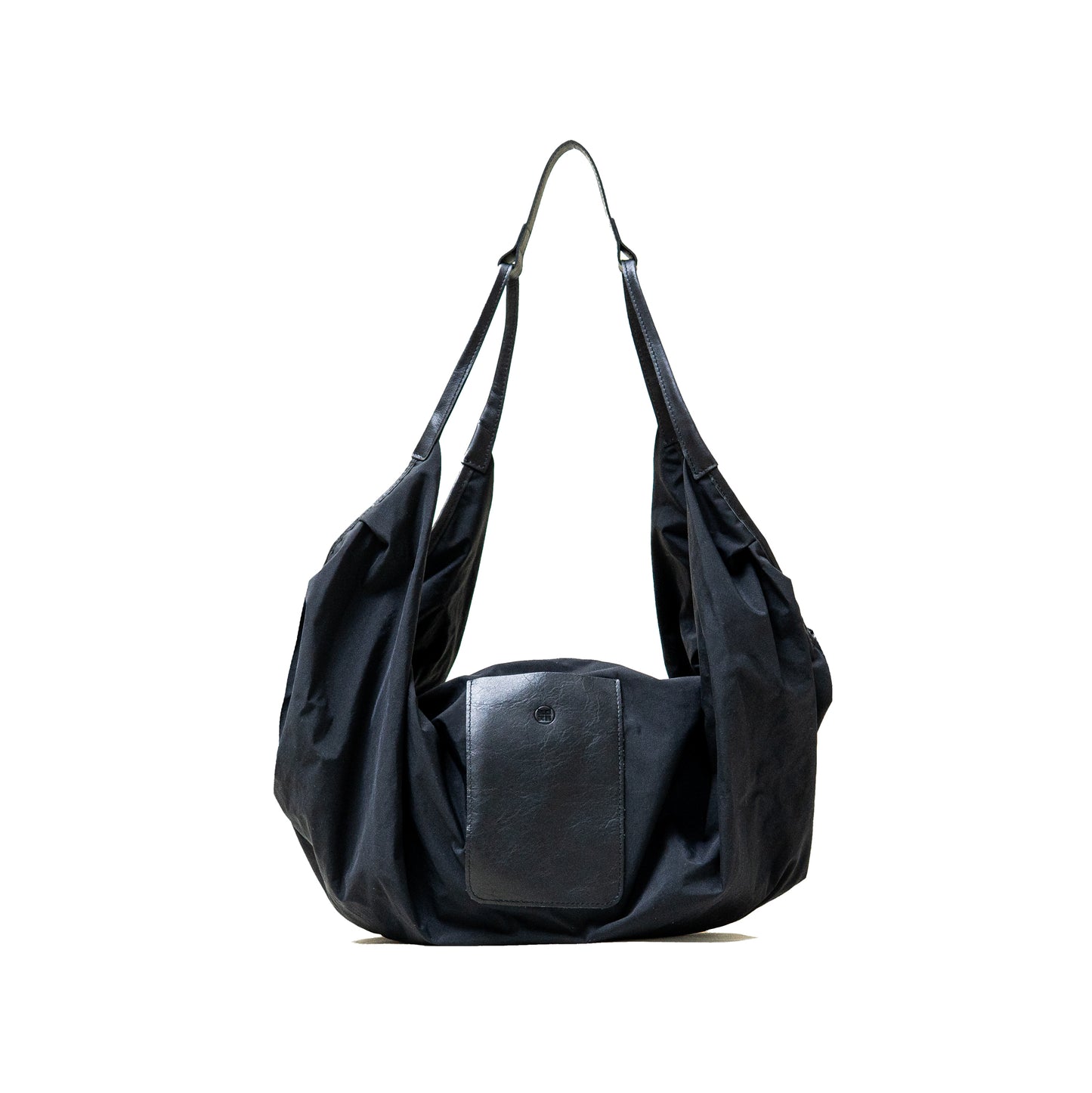 HAKAMA DRAPE SHOULDER