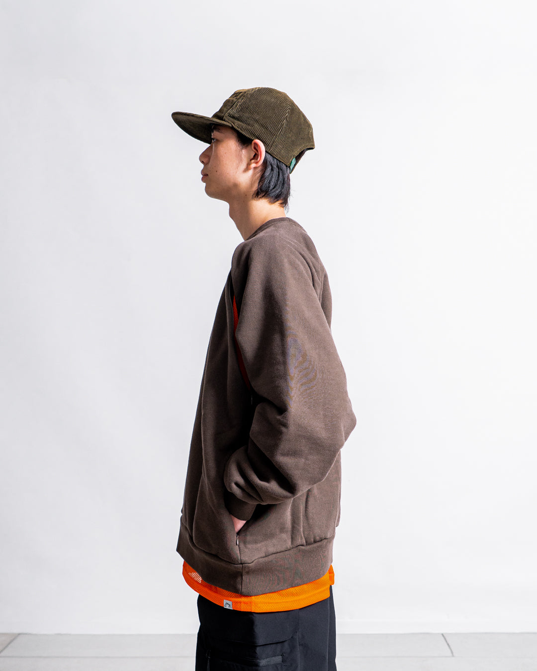 【8.8 sat 0:00 release】is-ness Ventilated Sweatshirt