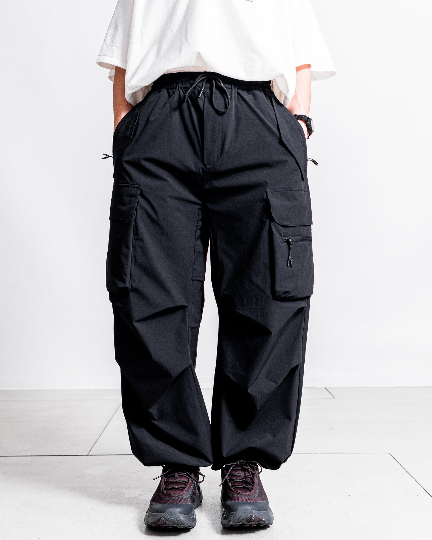 +phenix TECH WIDE CARGO PANTS
