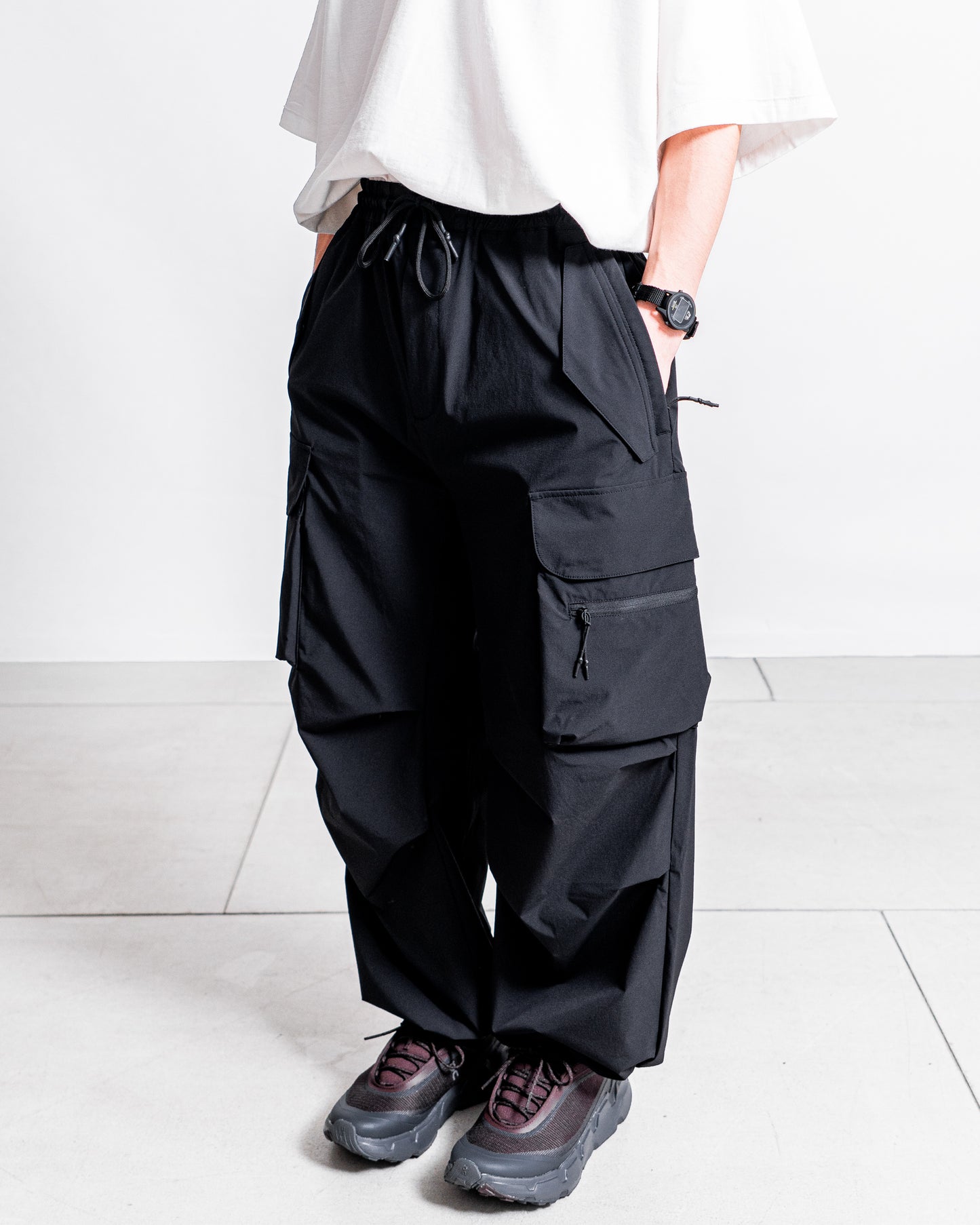+phenix TECH WIDE CARGO PANTS