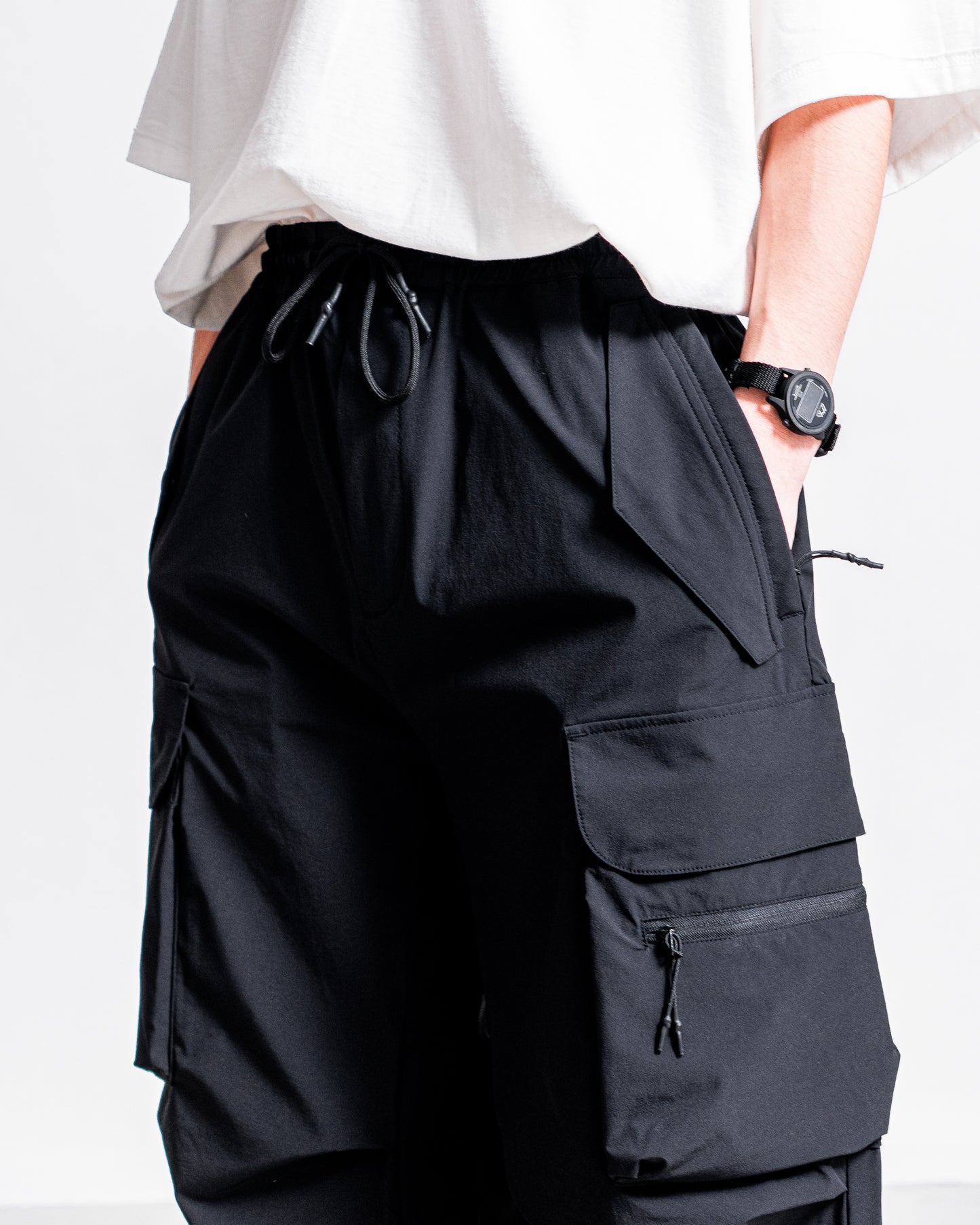 +phenix TECH WIDE CARGO PANTS