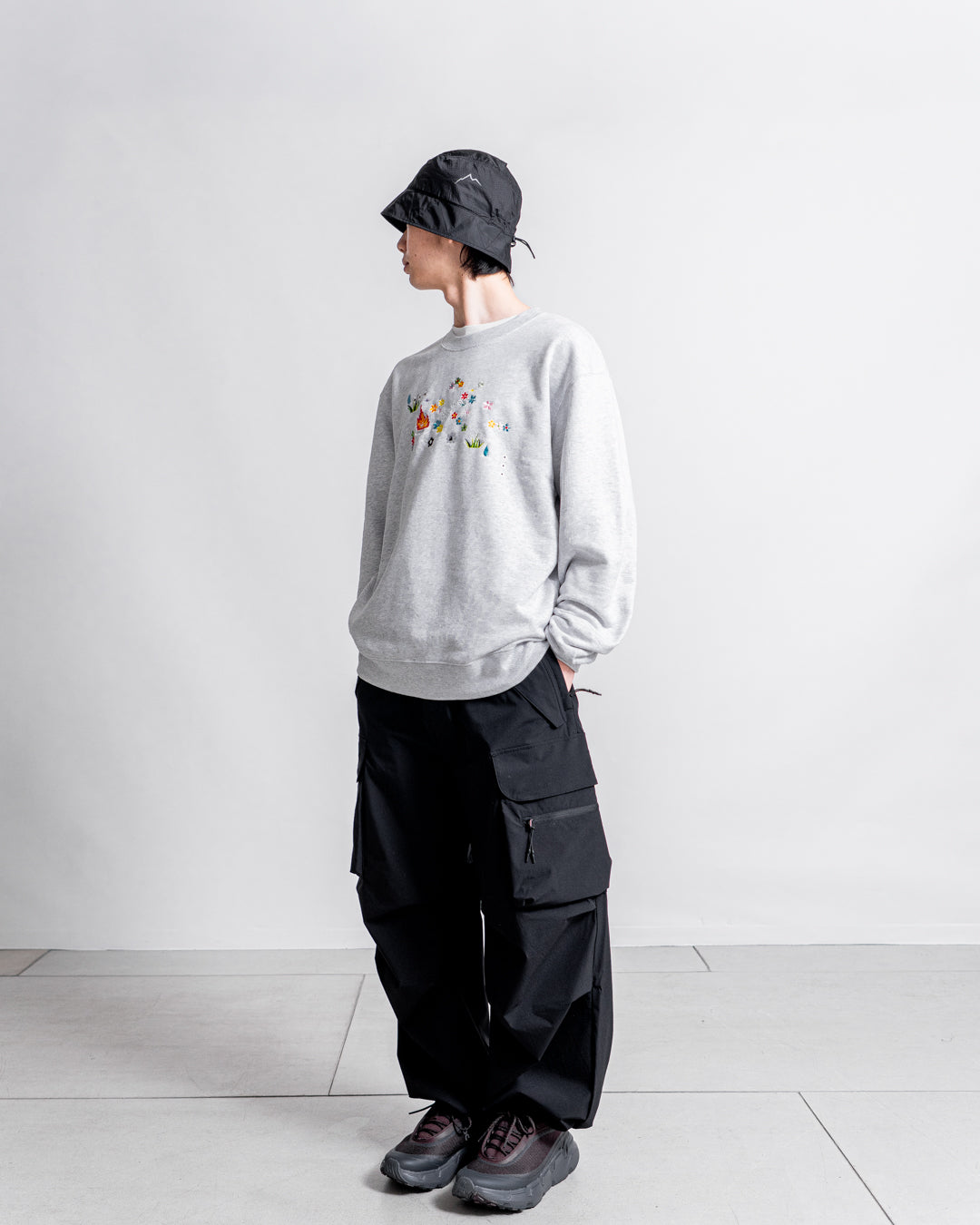 【8.8 sat 11:00 release】NICK GEAR Sample Embroidery Sweat