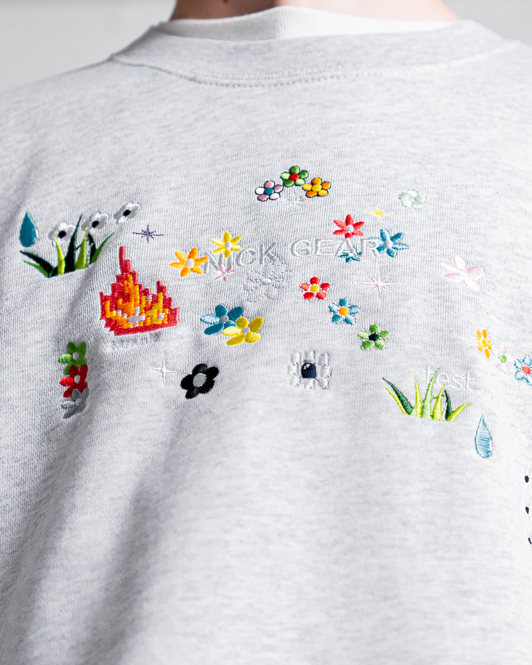 【8.8 sat 11:00 release】NICK GEAR Sample Embroidery Sweat