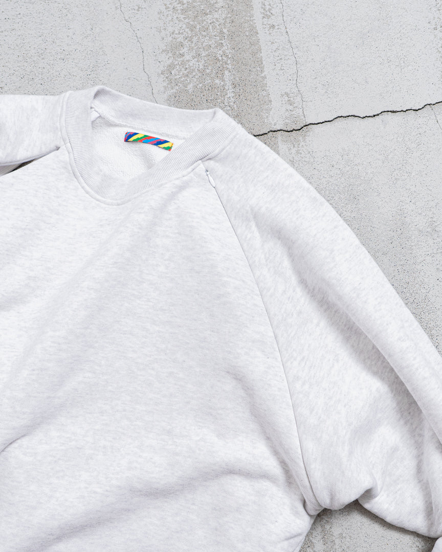 【8.8 sat 0:00 release】is-ness Ventilated Sweatshirt