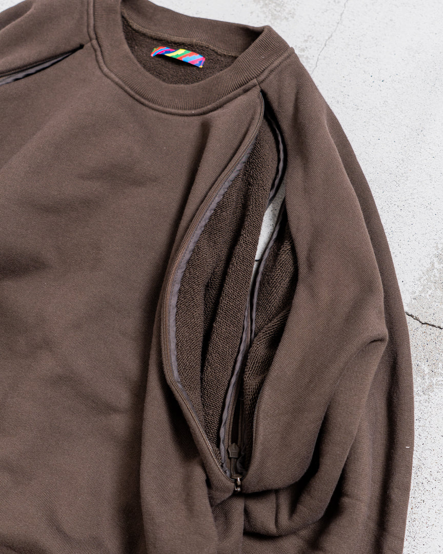 【8.8 sat 0:00 release】is-ness Ventilated Sweatshirt