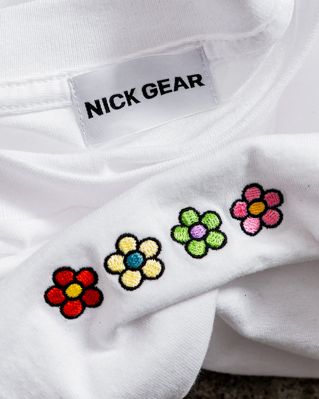 【8.8 sat 11:00 release】NICK GEAR Alignment Flower T-shirt