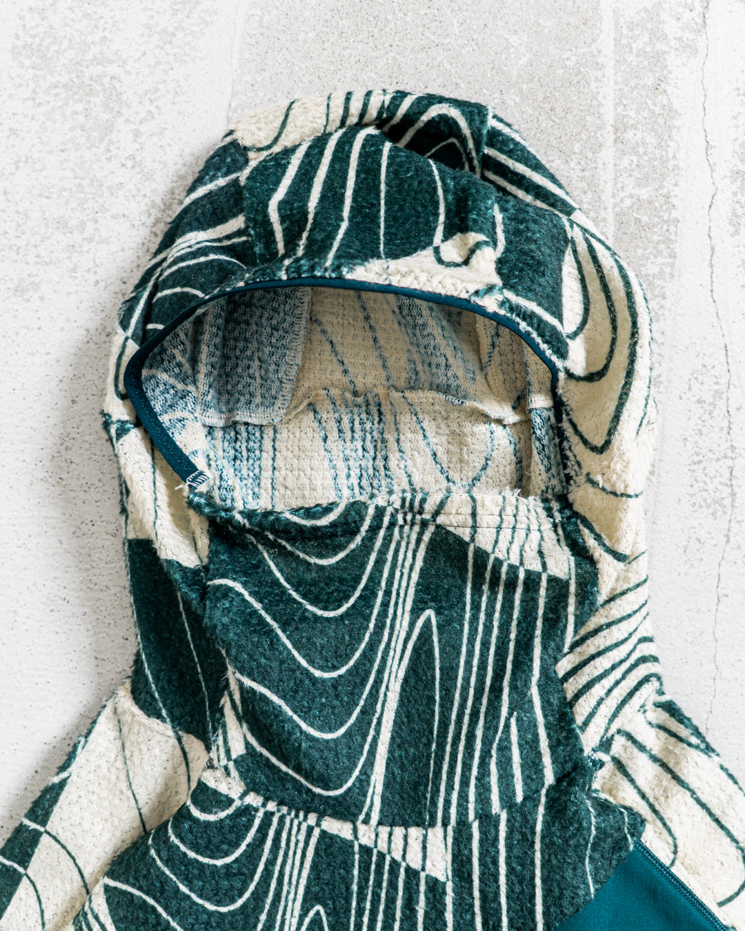 Peak Performance AOP Polartec® Alpha™ Direct Hood
