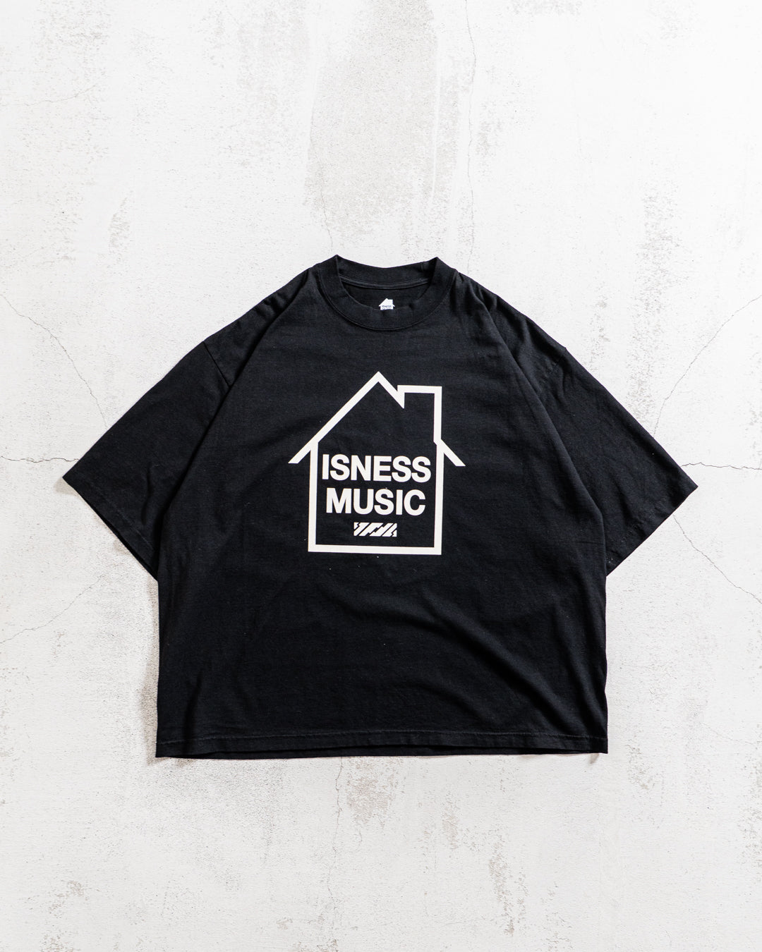 ISNESS MUSIC LOGO T-SHIRT FT