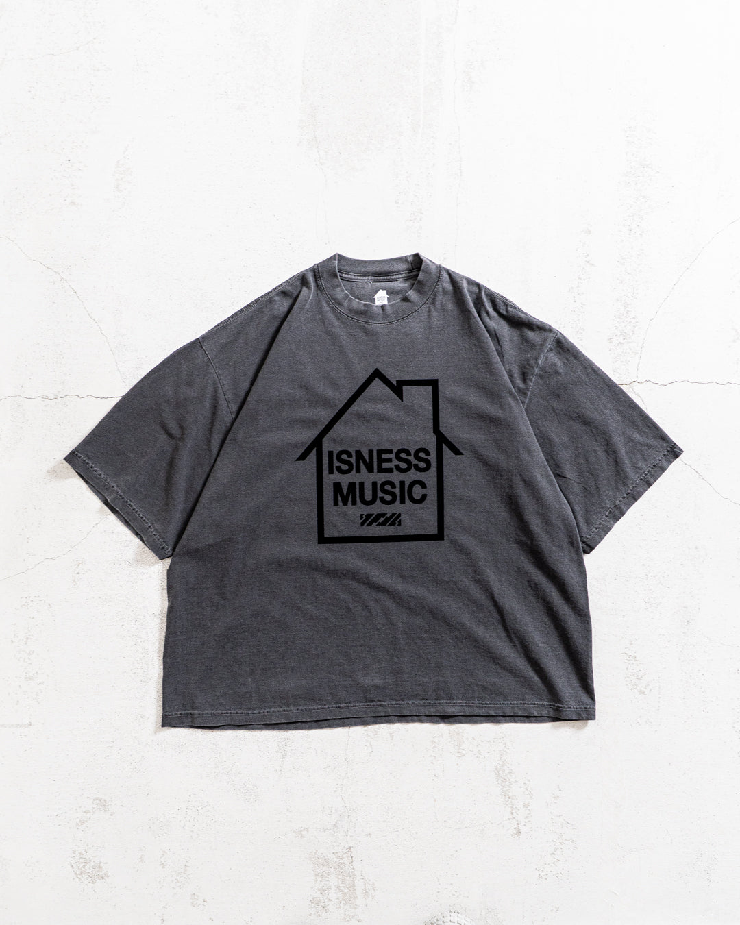 ISNESS MUSIC LOGO T-SHIRT FT