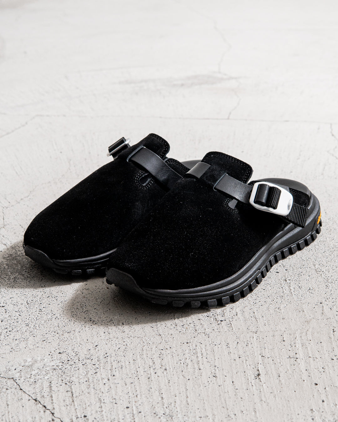 suncore grog slip light - BLACK