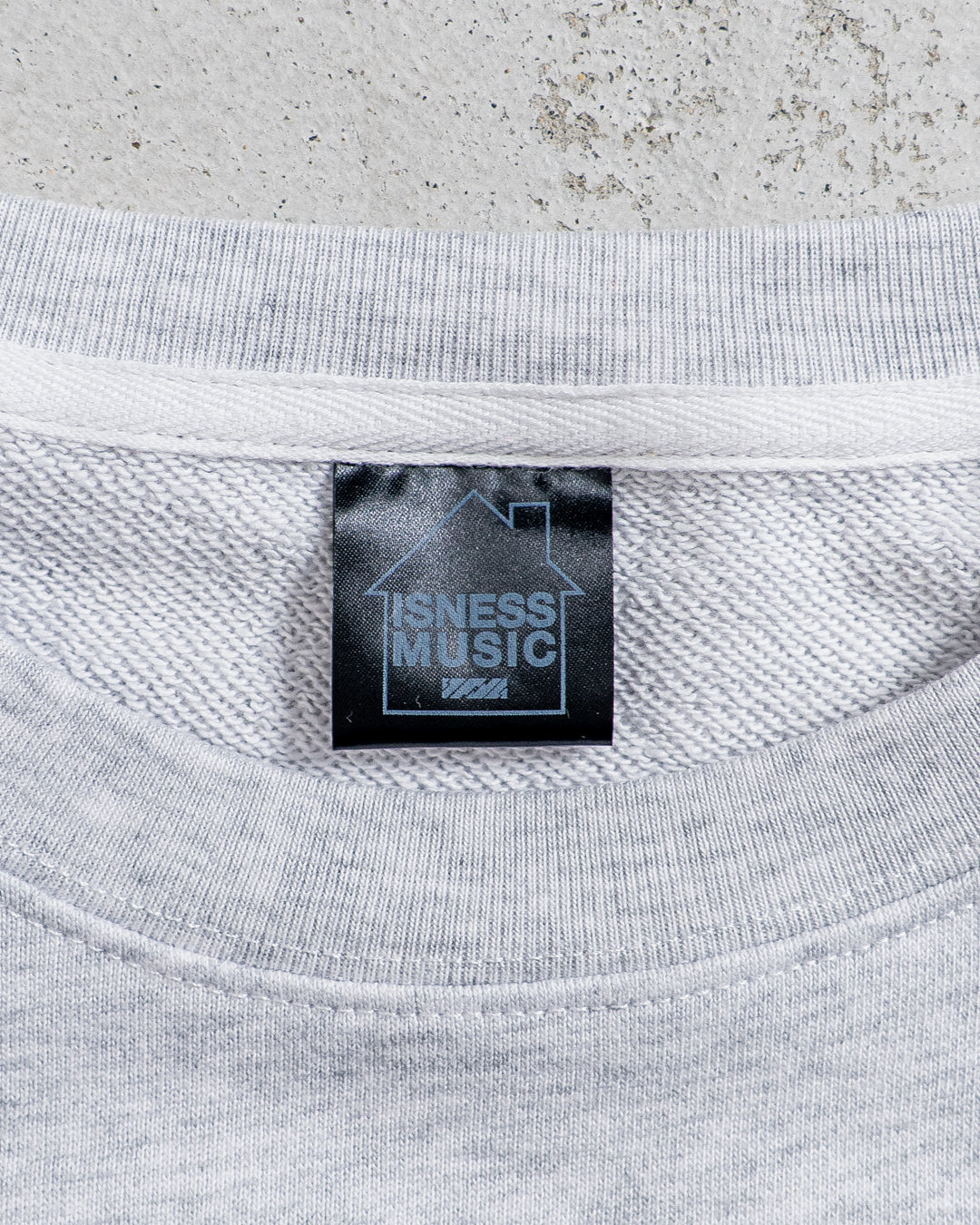 [Special Edition] ISNESS MUSIC  QV SWEAT