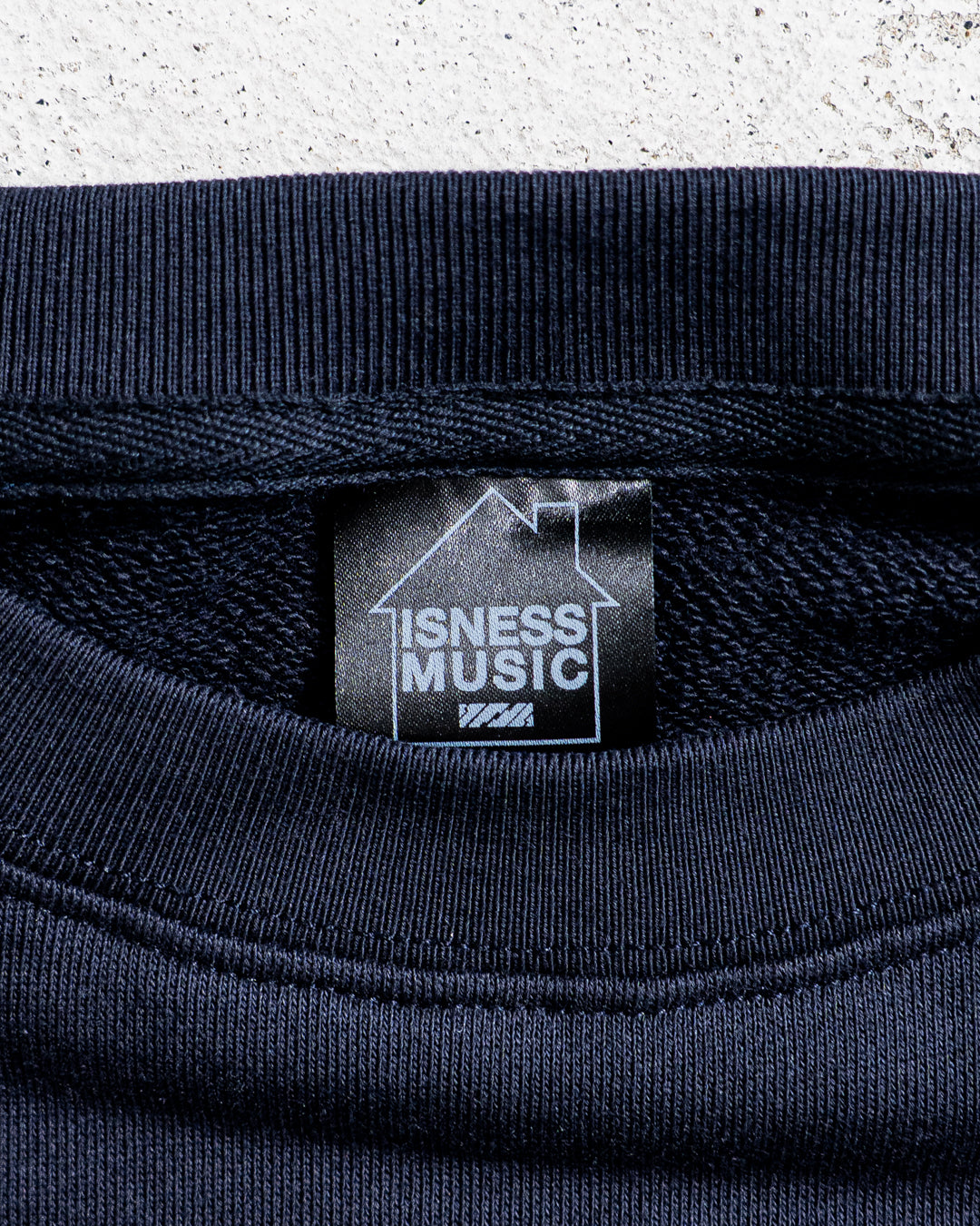 [Special Edition] ISNESS MUSIC  QV SWEAT