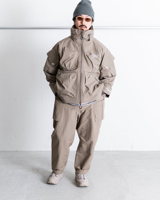 CMF OUTDOOR GARMENT PHANTOM SHELL COEXIST