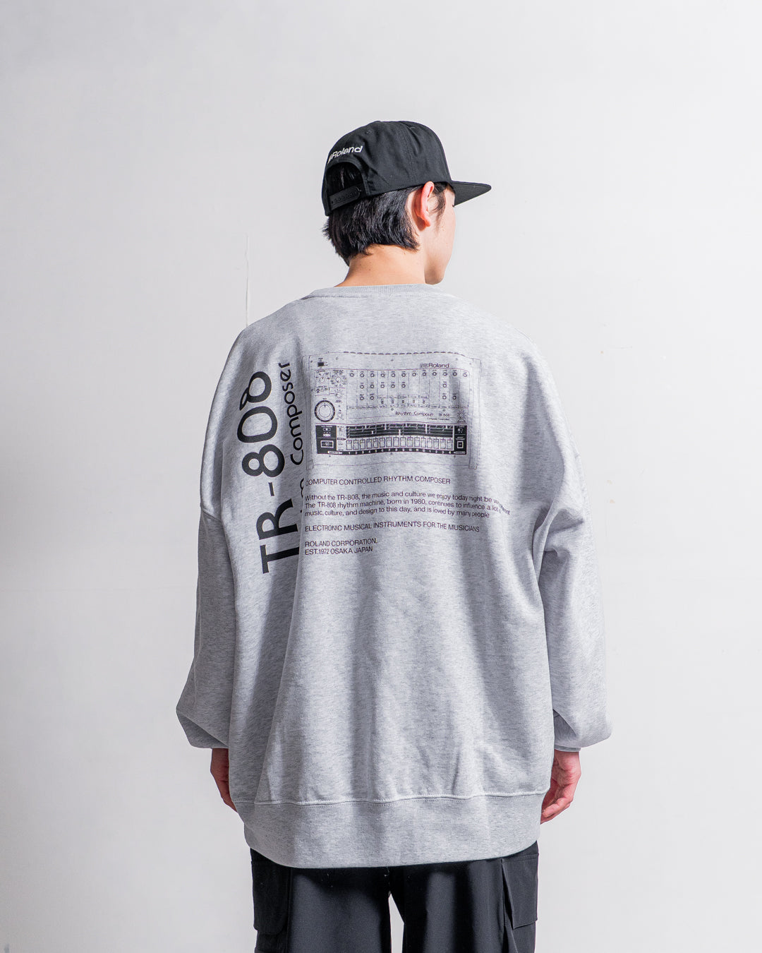【collabolation】ISNESS MUSIC × ROLAND TR-808 CREW NECK SWEATSHIRT