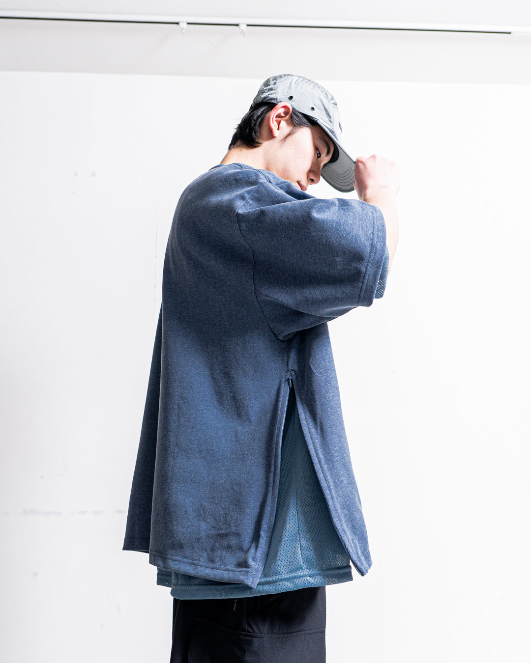 is-ness Arm Pocket Venti T-Shirt