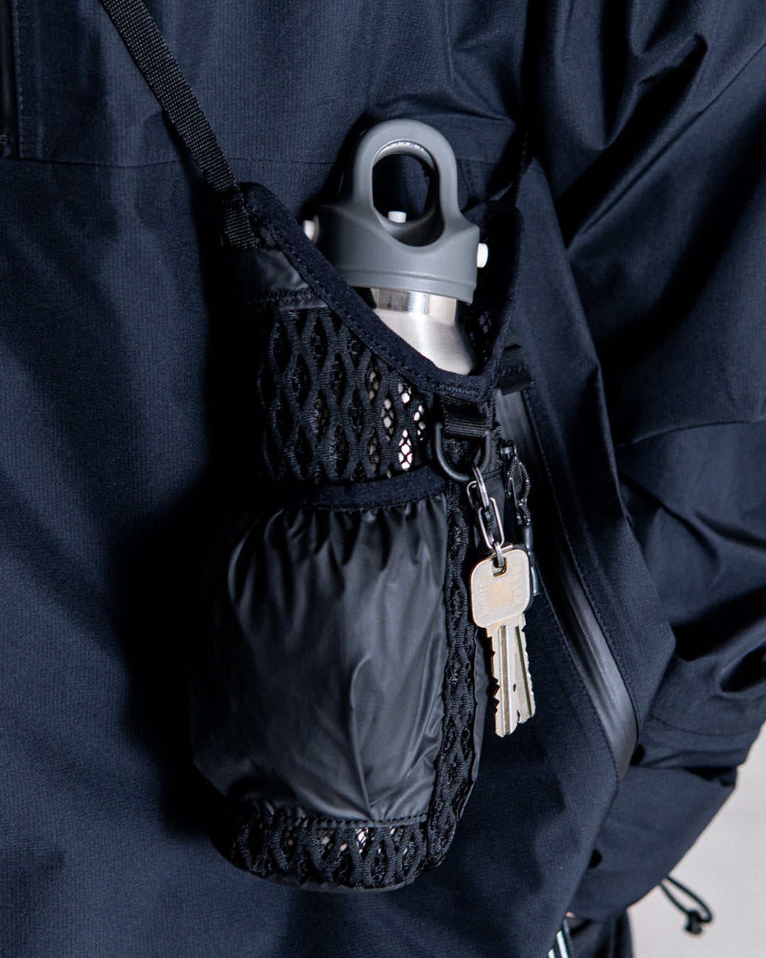 【collaboration】CMF OUTDOOR GARMENT × REVOMAX CMF BOTTLE