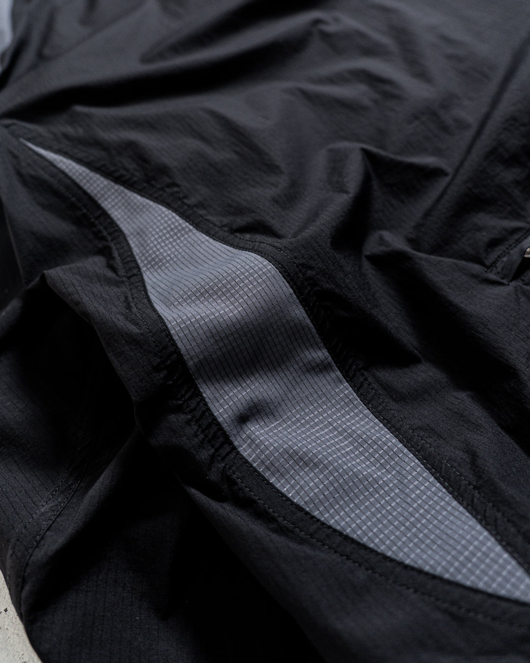 YDOT LIGHTWEIGHT CURVES JACKET