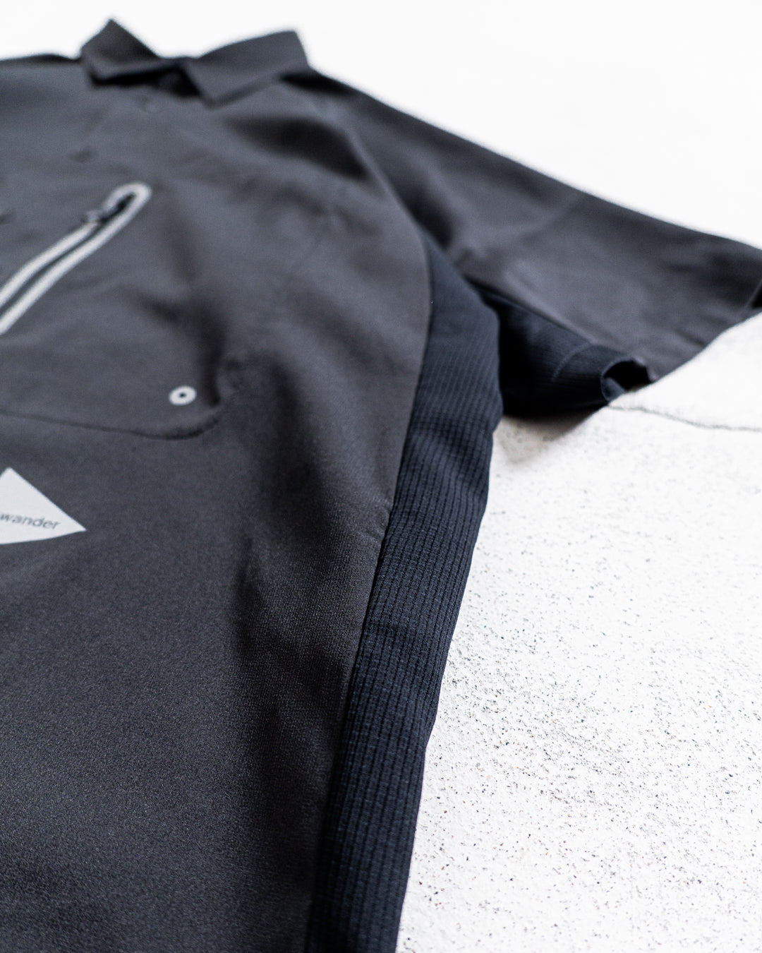 and wander tech SS shirt