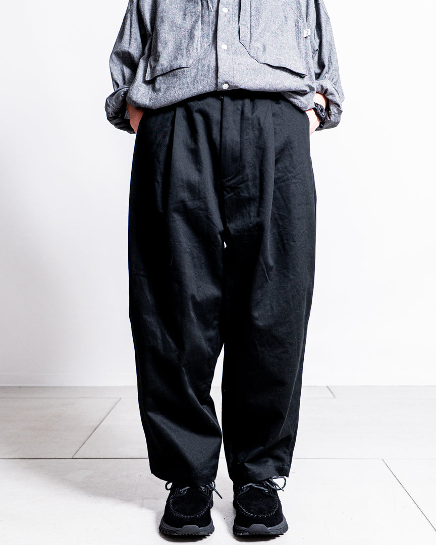 CMF OUTDOOR GARMENT W TUCK PANTS