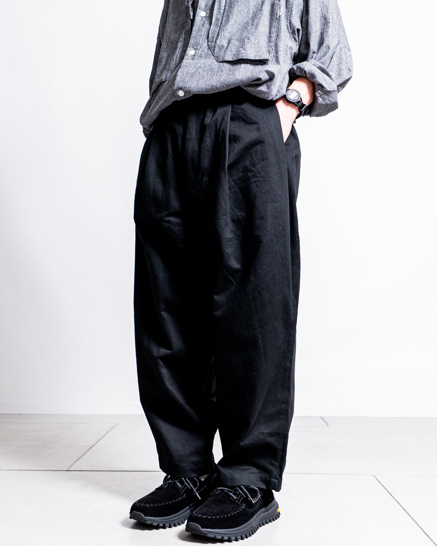 CMF OUTDOOR GARMENT W TUCK PANTS