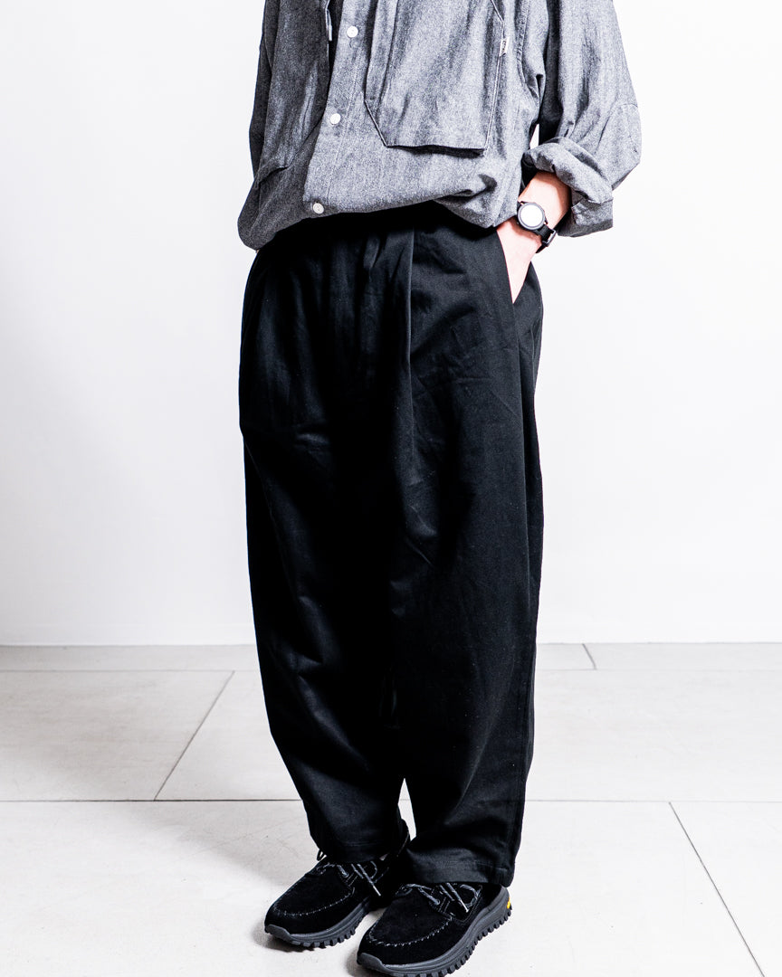 CMF OUTDOOR GARMENT W TUCK PANTS