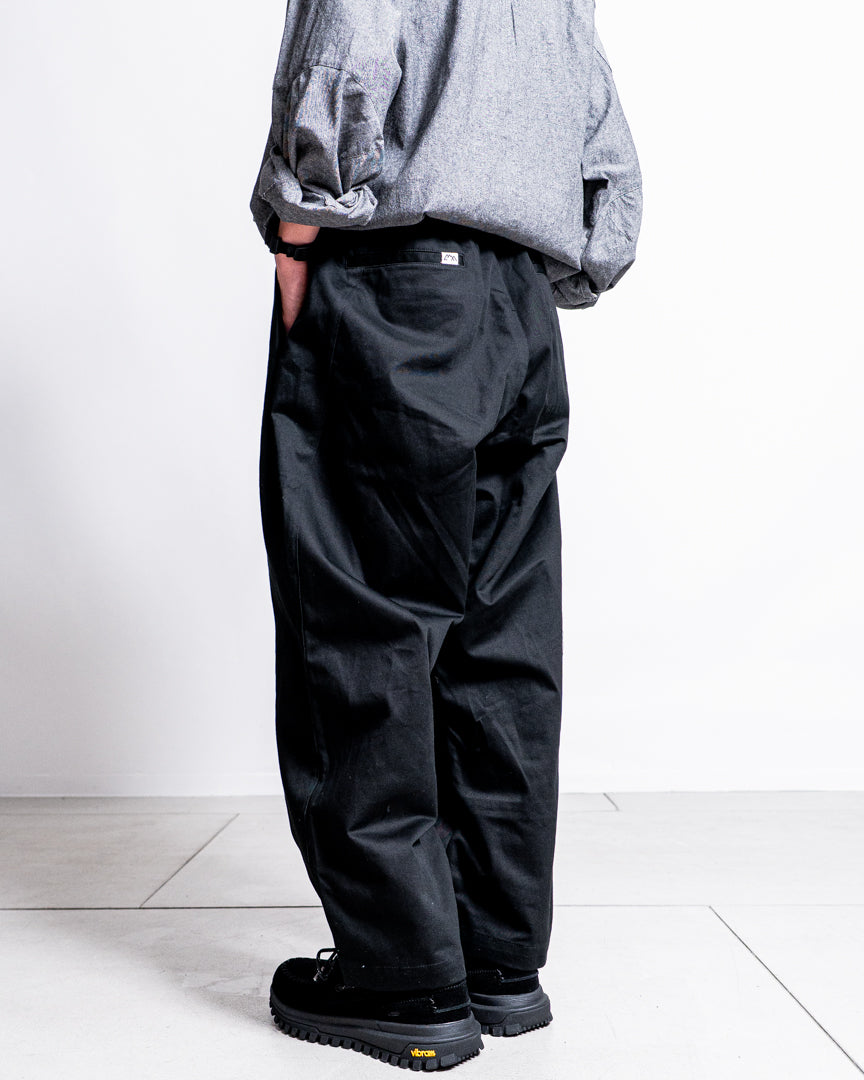CMF OUTDOOR GARMENT W TUCK PANTS