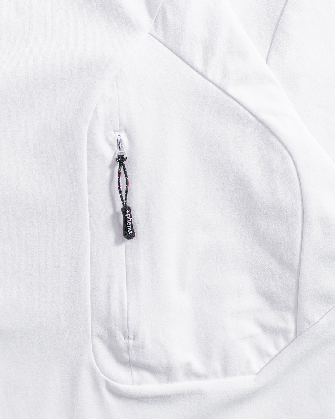 +phenix HIDDEN ZIP POCKET SHORT SLEEVE TEE