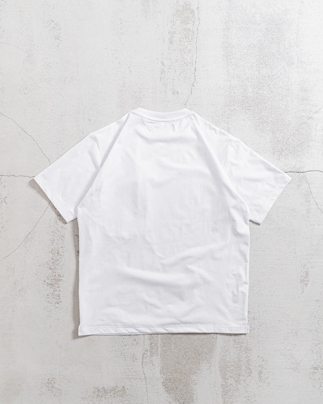 +phenix HIDDEN ZIP POCKET SHORT SLEEVE TEE